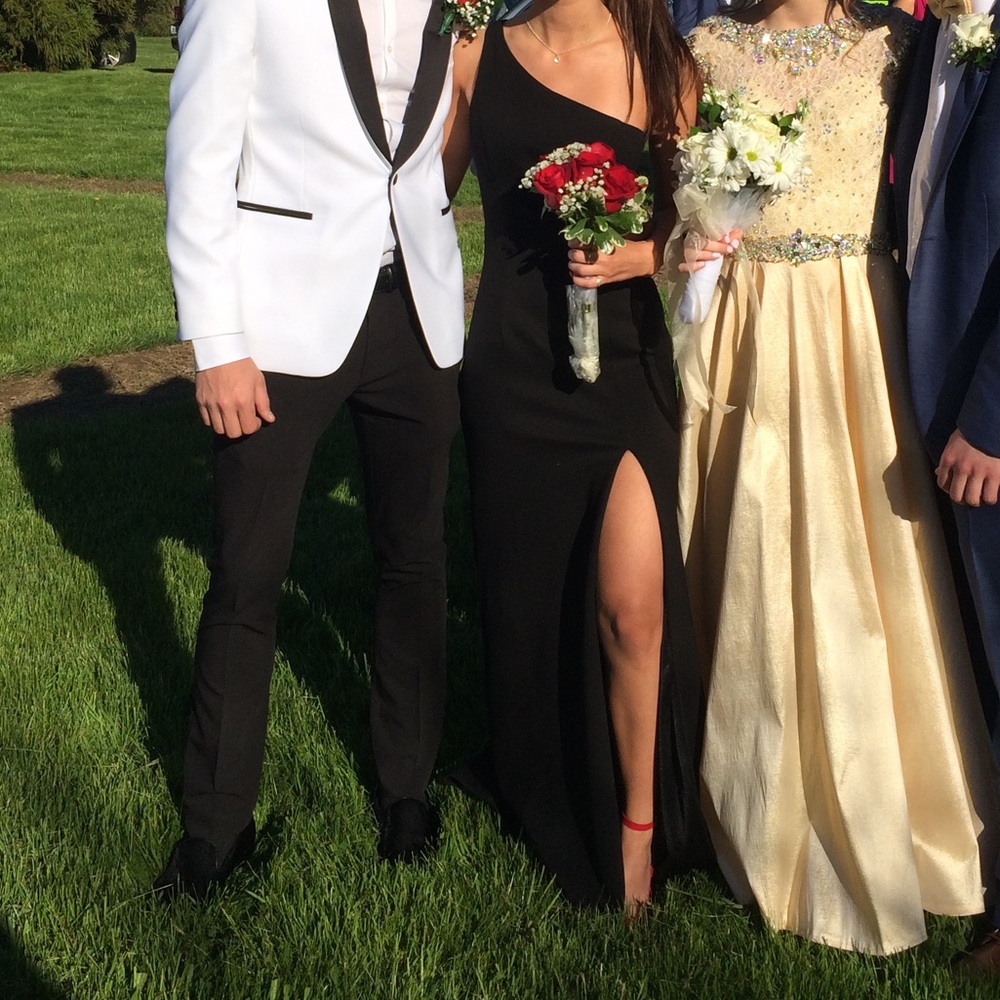 Black prom dress - Picture 5 of 6
